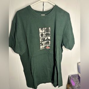 SUPREME T-Shirt